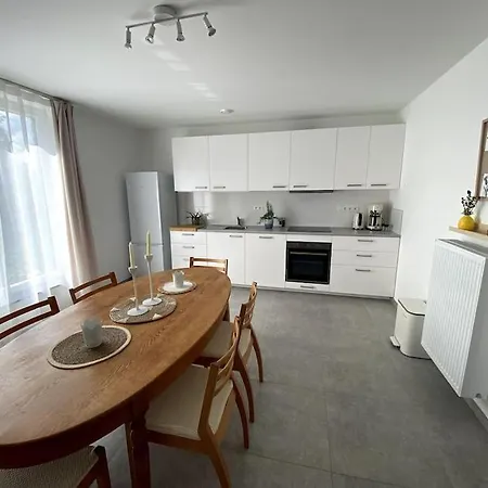 Appartement 1 Chambre Tout Confort, 2-4 Personnes Chapelle-lez-Herlaimont Exterior photo
