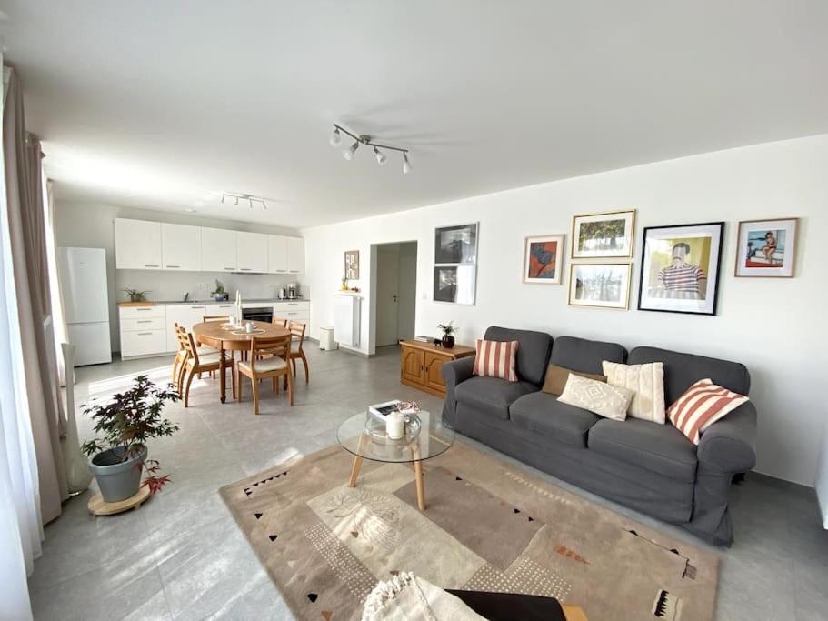 1 Confort, 2-4 Personnes Apartment